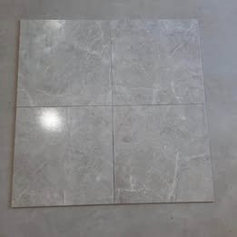 Cerámica nantes gris 56x56 de 1ra - Image 2